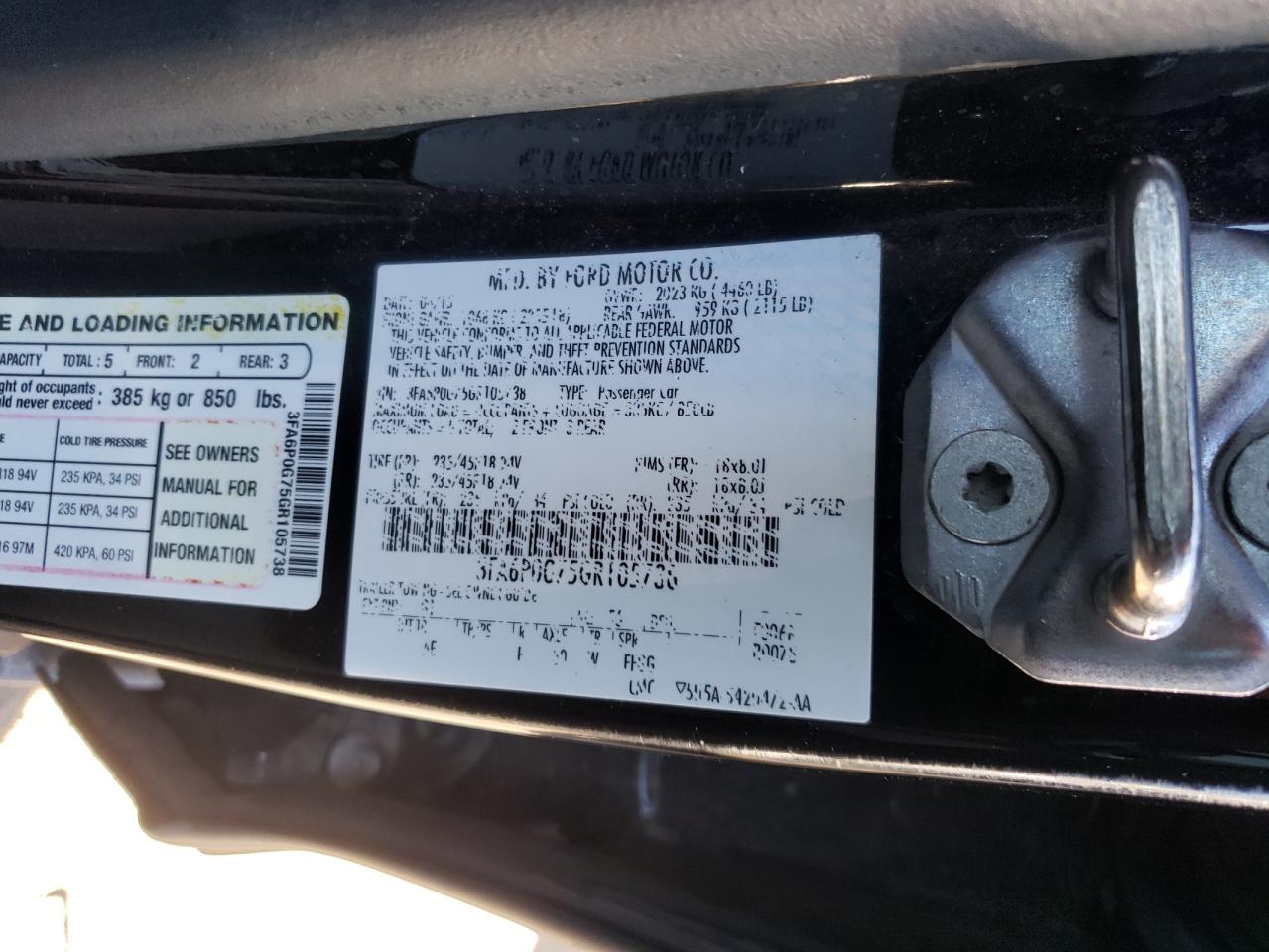Photo 10 from auction – 2016 FORD FUSION S with VIN 3FA6P0G75GR105738