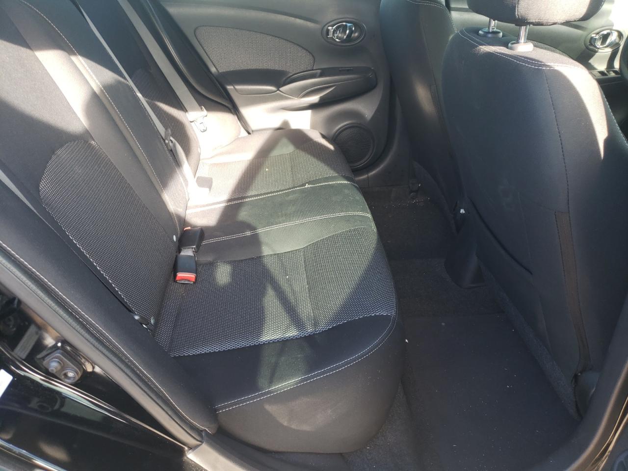 Photo 6 from auction – 2015 NISSAN VERSA S with VIN 3N1CN7APXFL852017