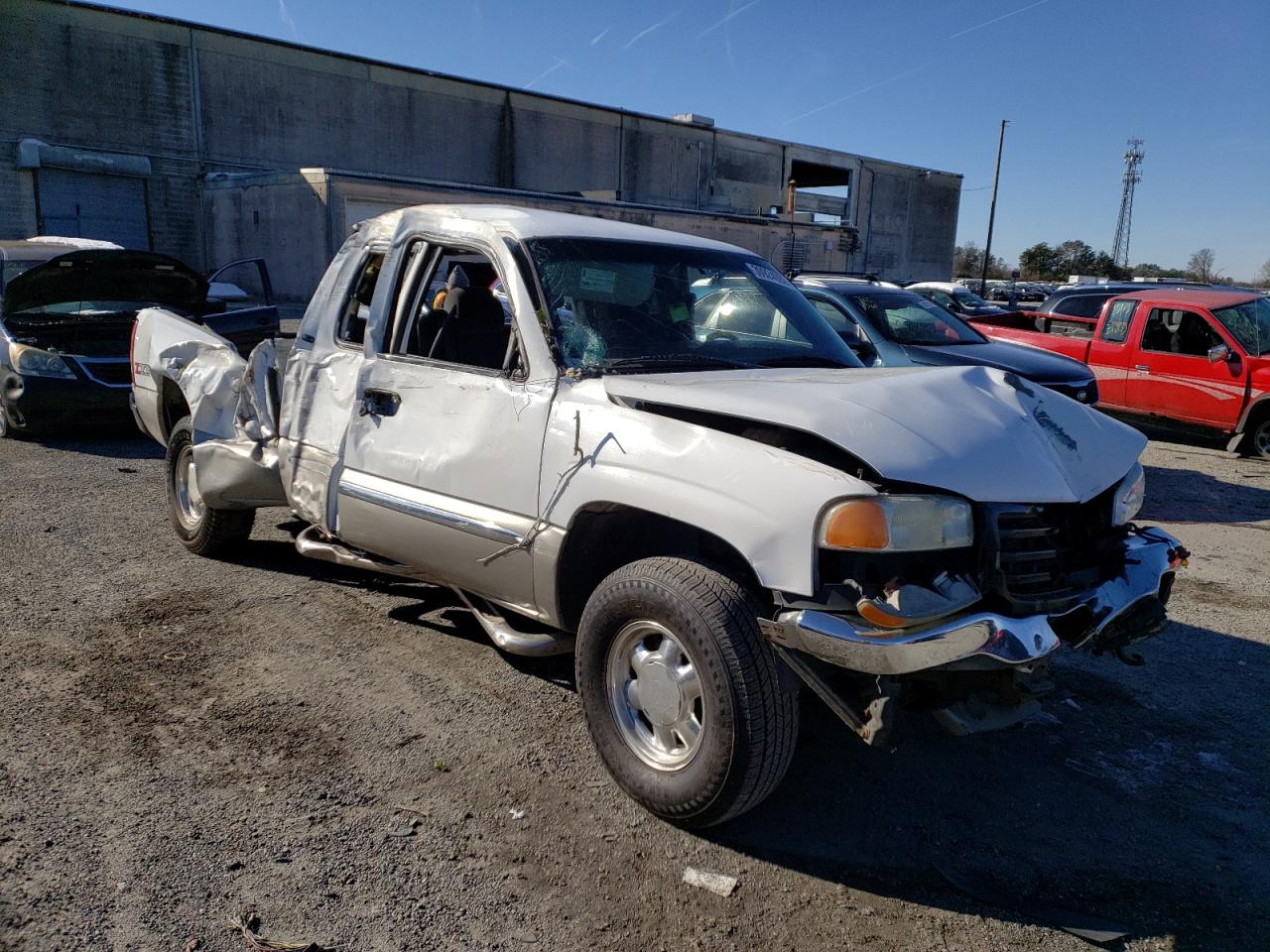 GMC NEW SIERRA 2003 with VIN 2GTEK19T731274758 - Photo from auction