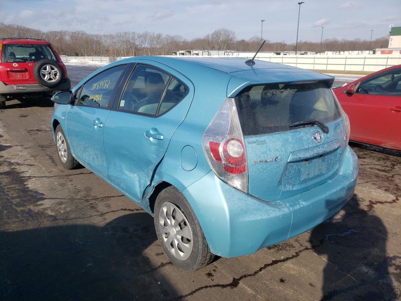 Photo 3 from auction – 2014 TOYOTA PRIUS C with VIN JTDKDTB34E1085593