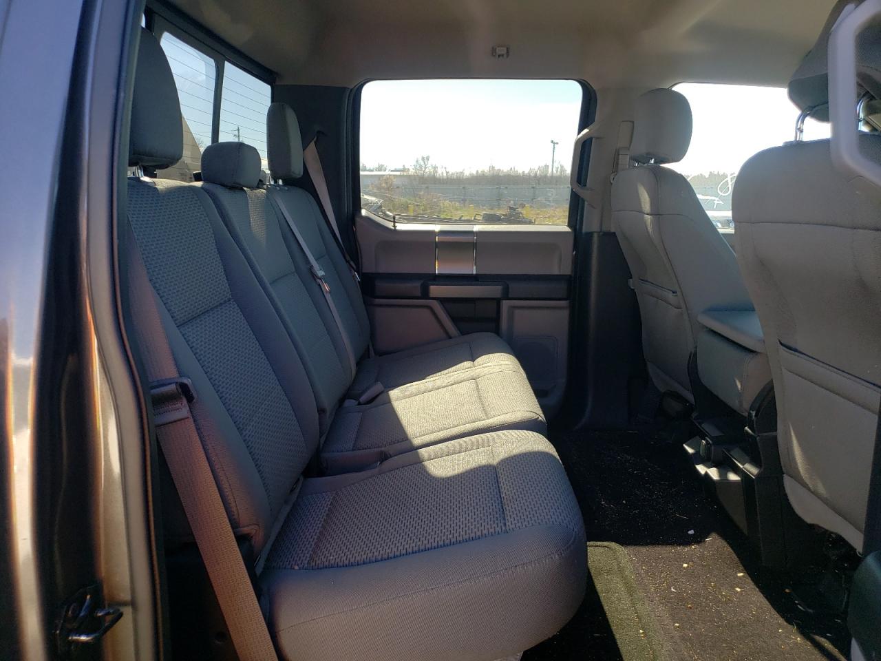 Photo 6 from auction – 2016 FORD F150 SUPER with VIN 1FTEW1CP0GKF68718