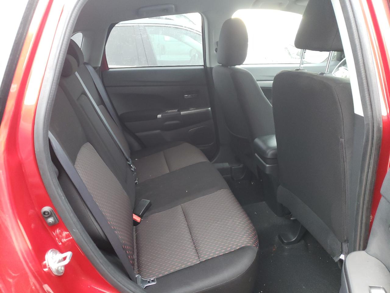 Photo 6 from auction – 2019 MITSUBISHI OUTLANDER with VIN JA4AP3AU5KU034993