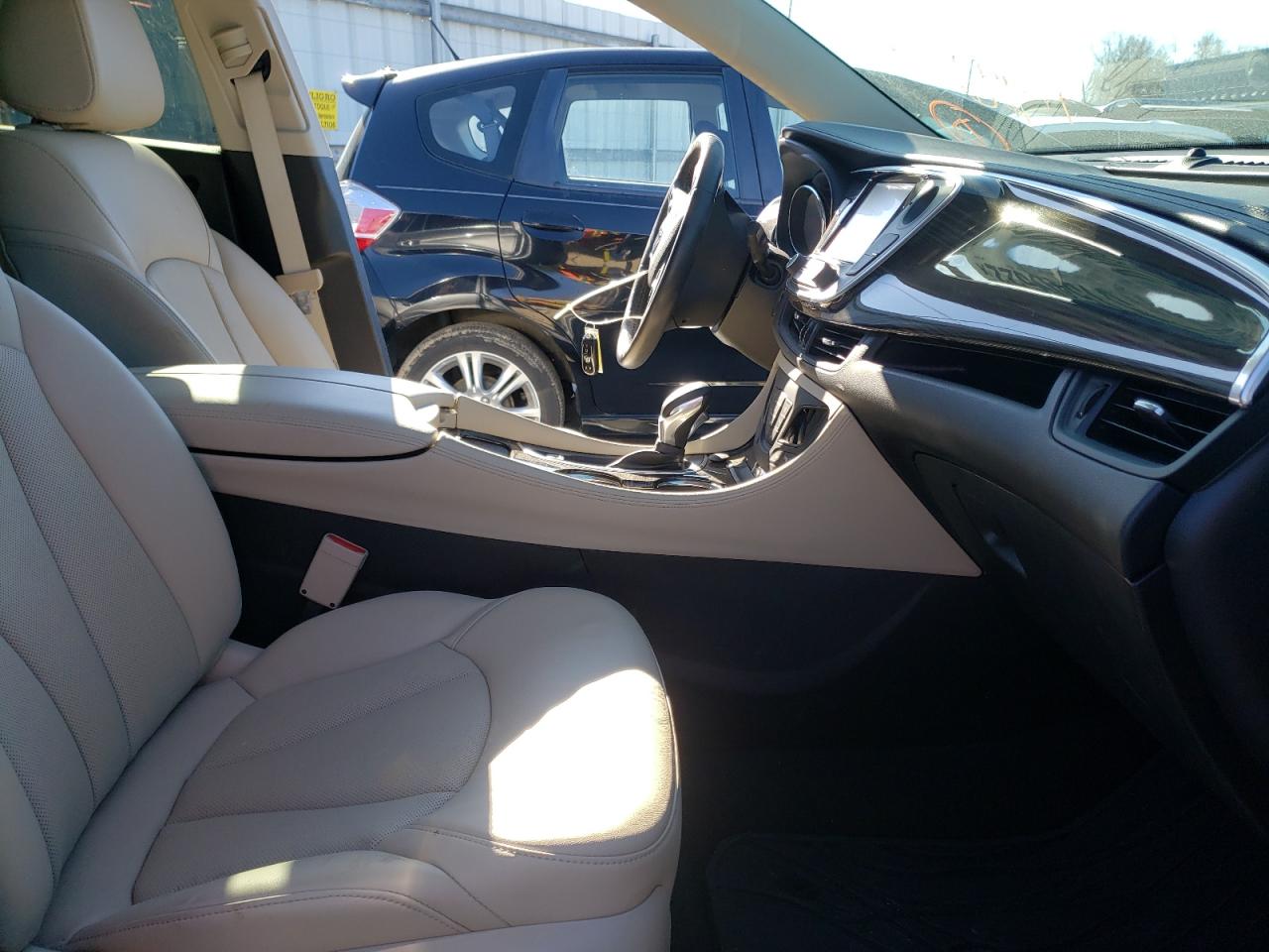 Photo 5 from auction – 2020 BUICK ENVISION E with VIN LRBFXCSA7LD229459