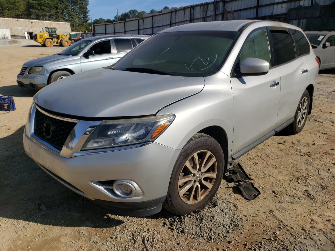 Photo 2 from auction – 2014 NISSAN PATHFINDER with VIN 5N1AR2MM4EC700091