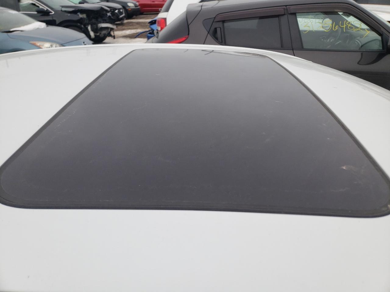 Photo 9 from auction – 2013 HYUNDAI GENESIS 3. with VIN KMHGC4DD3DU253141