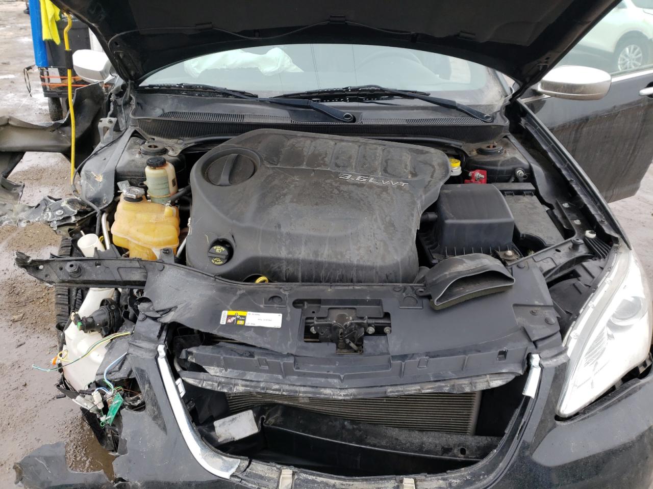 Photo 7 from auction – 2014 CHRYSLER 200 LIMITE with VIN 1C3CCBCG4EN183913