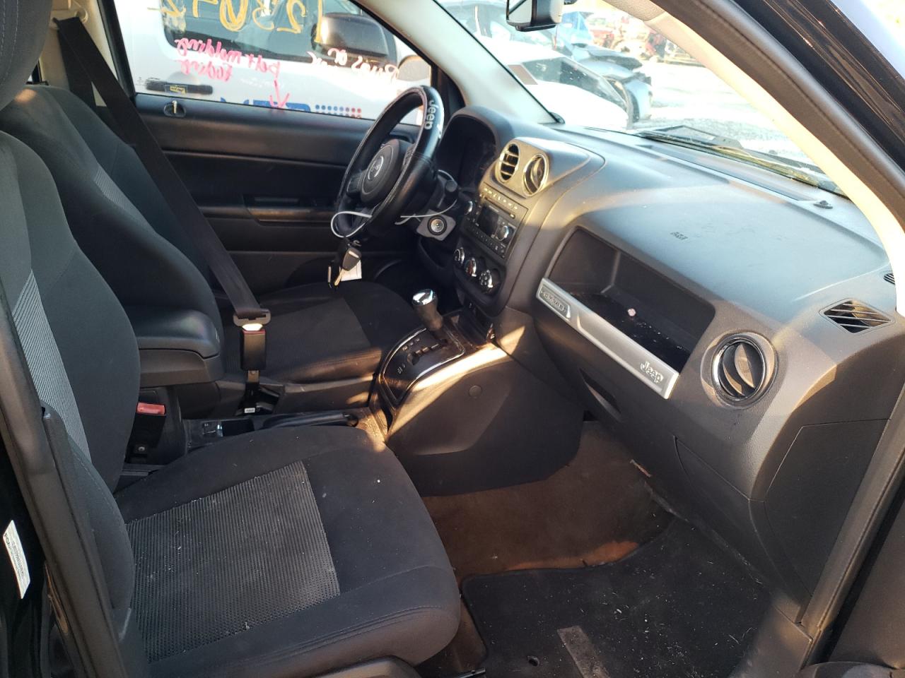 Photo 5 from auction – 2016 JEEP COMPASS SP with VIN 1C4NJDBBXGD686897
