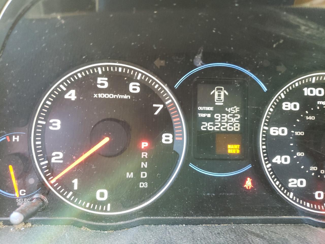 Photo 8 from auction – 2004 ACURA TSX with VIN JH4CL96854C044827