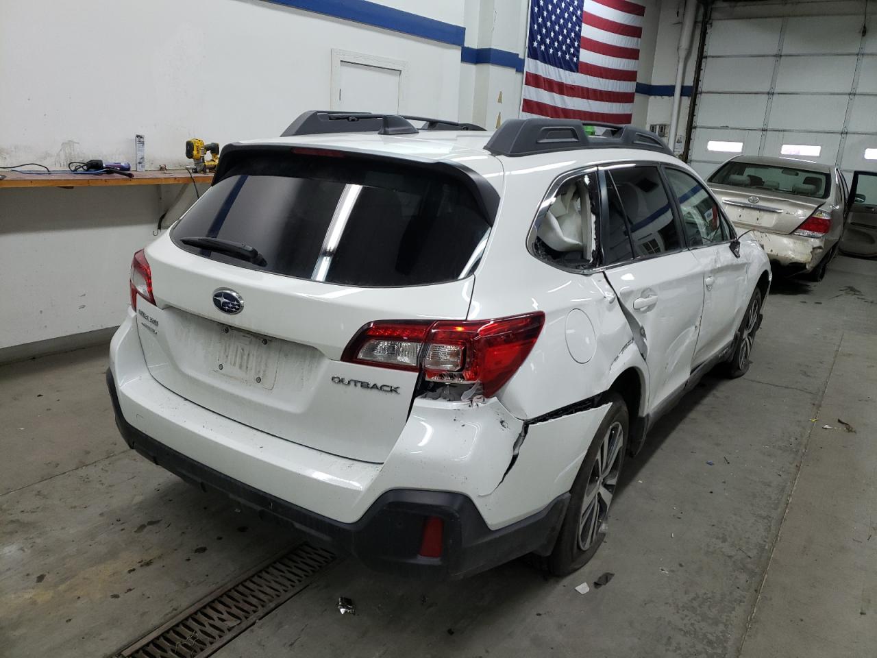 Photo 4 from auction – 2019 SUBARU OUTBACK 2. with VIN 4S4BSANC9K3291154