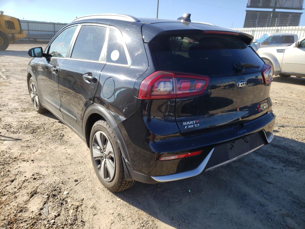 Photo 3 from auction – 2017 KIA NIRO FE with VIN KNDCB3LC6H5049359