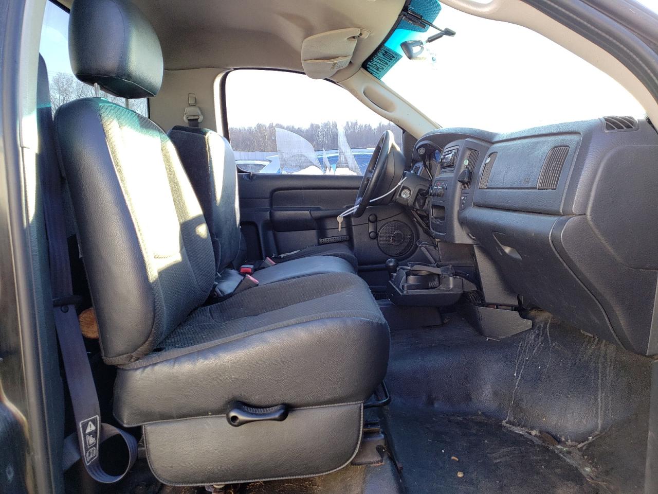 Photo 5 from auction – 2003 DODGE RAM 1500 S with VIN 1D7HU16NX3J510957
