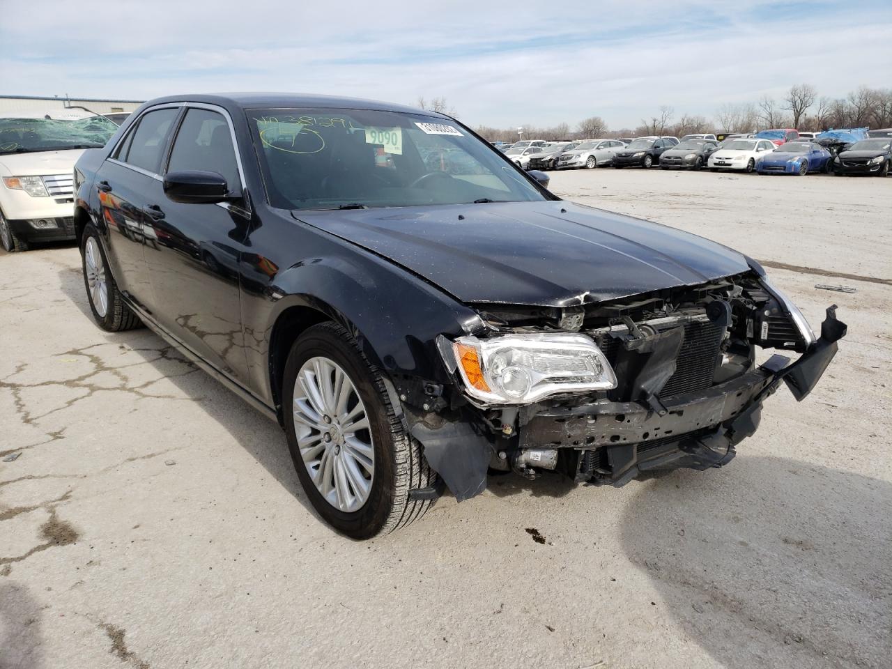 CHRYSLER 300 2014 with VIN 2C3CCARG8EH381291 - Photo from auction