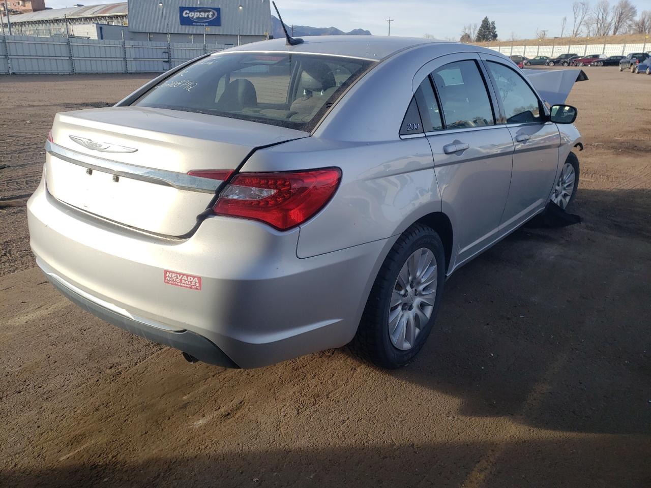 Photo 4 from auction – 2012 CHRYSLER 200 LX with VIN 1C3CCBAB7CN319441