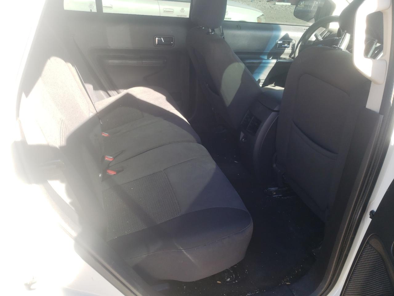 Photo 6 from auction – 2010 FORD EDGE SE with VIN 2FMDK3GC9ABB66106