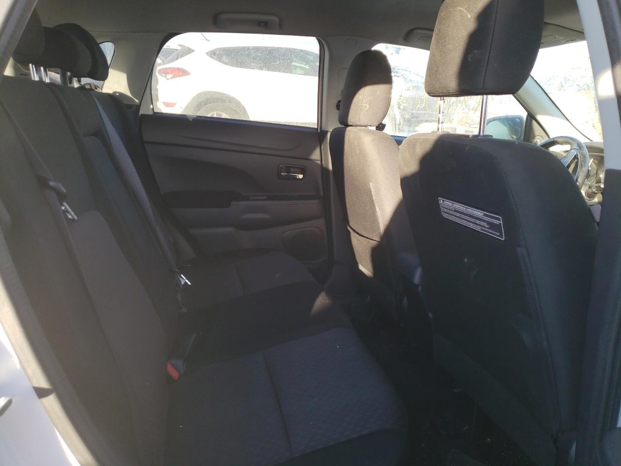 Photo 6 from auction – 2017 MITSUBISHI OUTLANDER with VIN JA4AR3AU7HZ012628