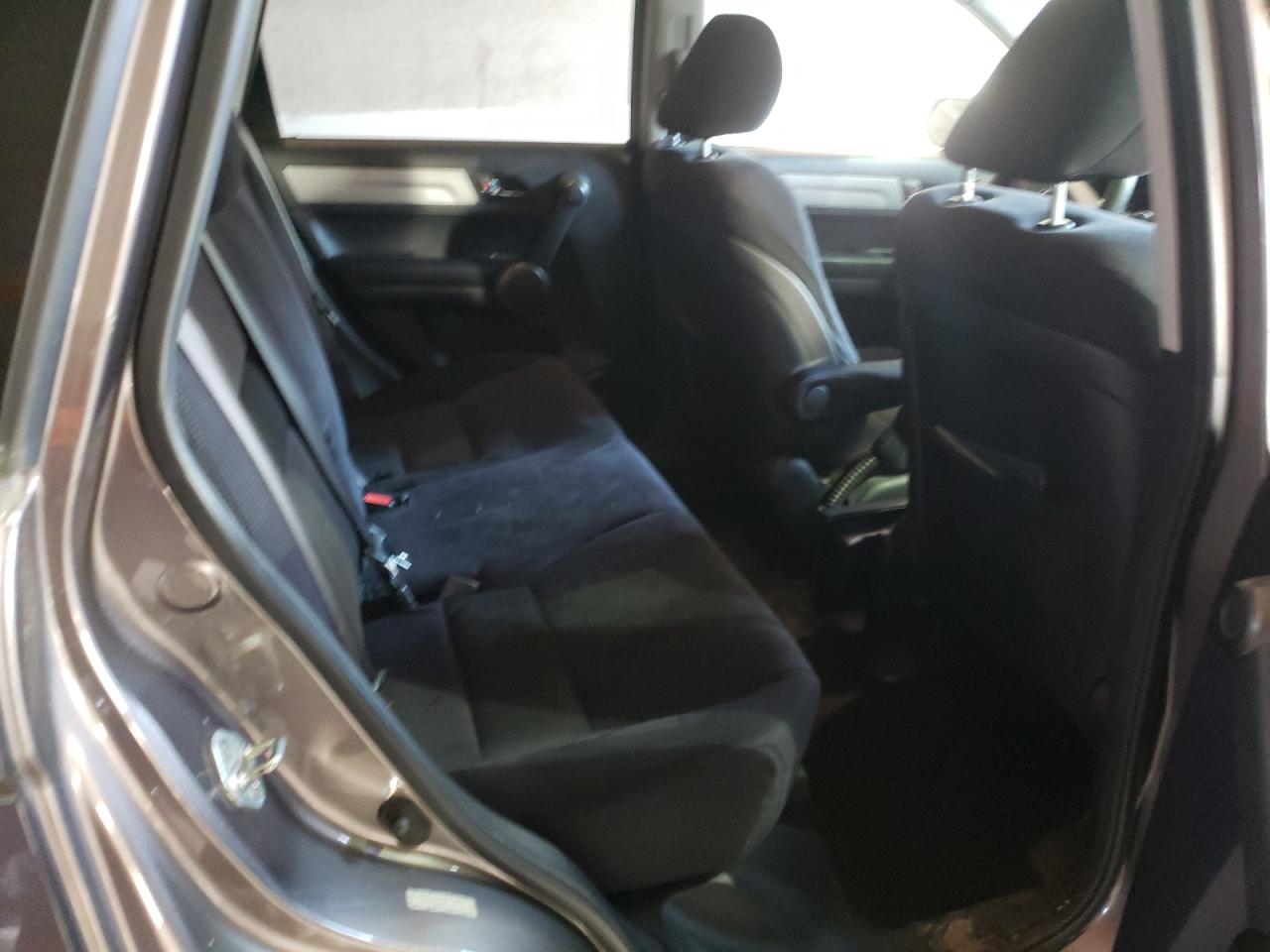 Photo 6 from auction – 2011 HONDA CR-V SE with VIN 5J6RE4H48BL041978
