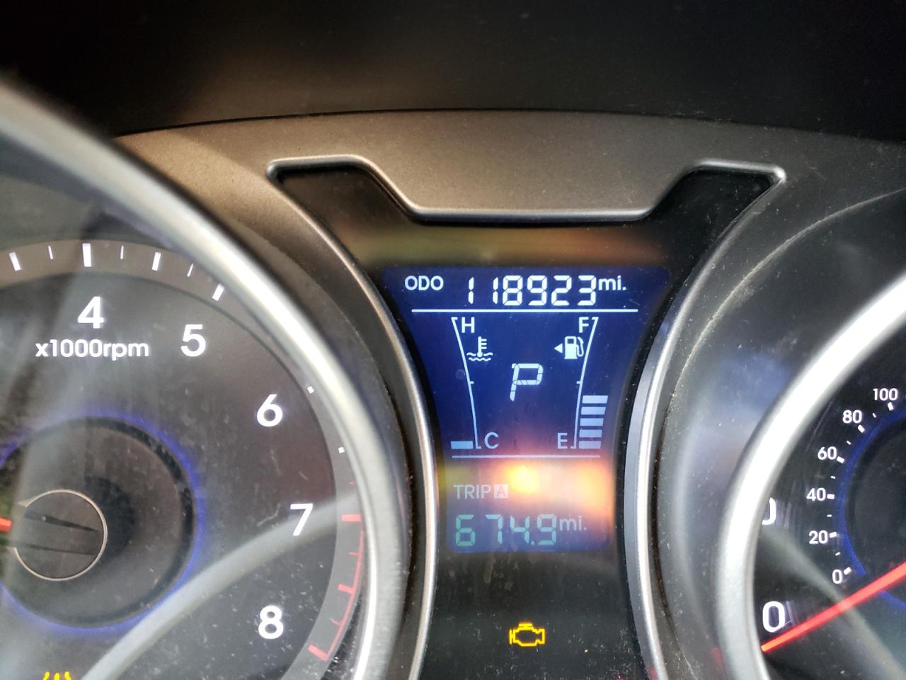Photo 8 from auction – 2013 HYUNDAI VELOSTER with VIN KMHTC6AD6DU178448