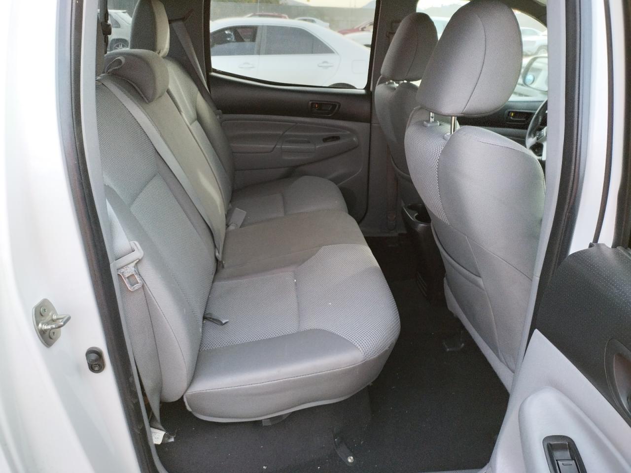 Photo 6 from auction – 2012 TOYOTA TACOMA DOU with VIN 3TMJU4GN2CM138125
