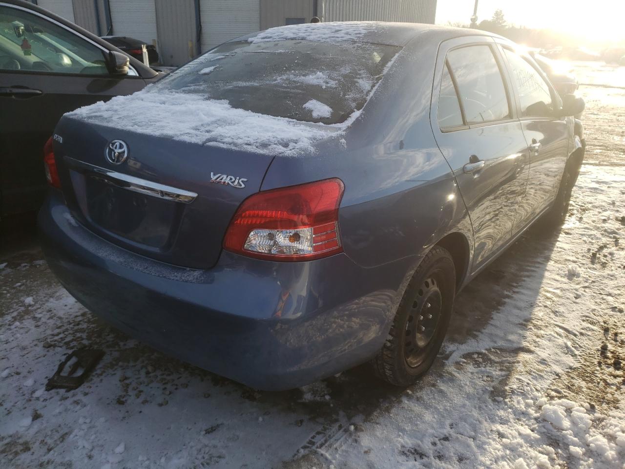 Photo 4 from auction – 2011 TOYOTA YARIS with VIN JTDBT4K30B1405268