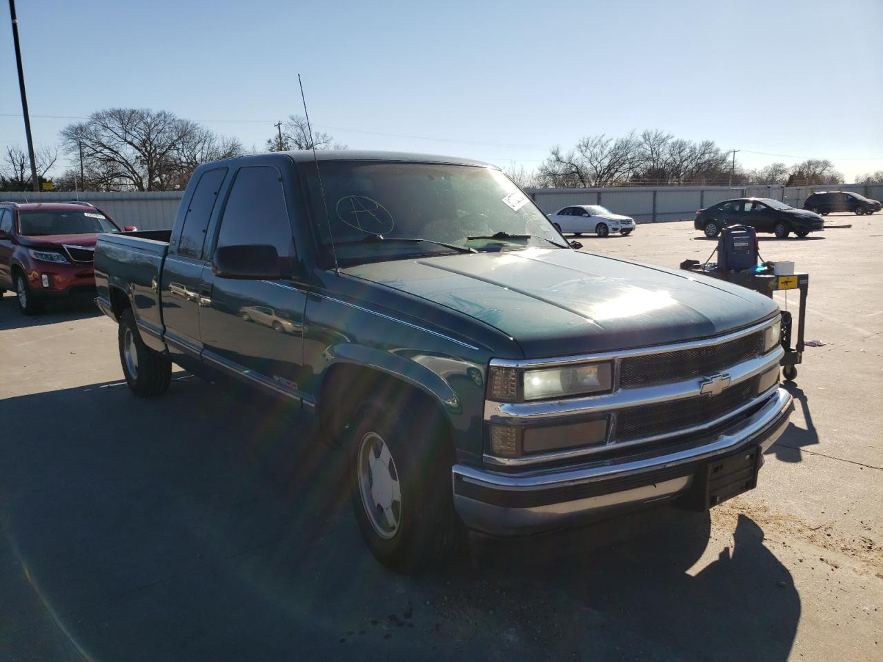 CHEVROLET C1 SERIES 1998 with VIN 1GCEC19W5WE140244 - Photo from auction