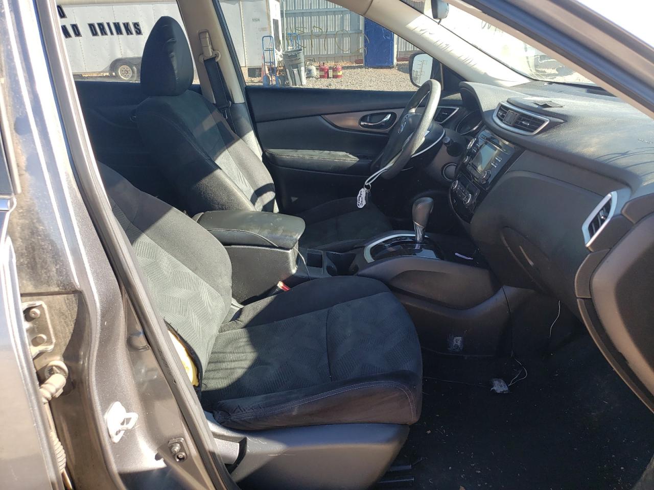 Photo 5 from auction – 2015 NISSAN ROGUE S with VIN 5N1AT2MK3FC818926