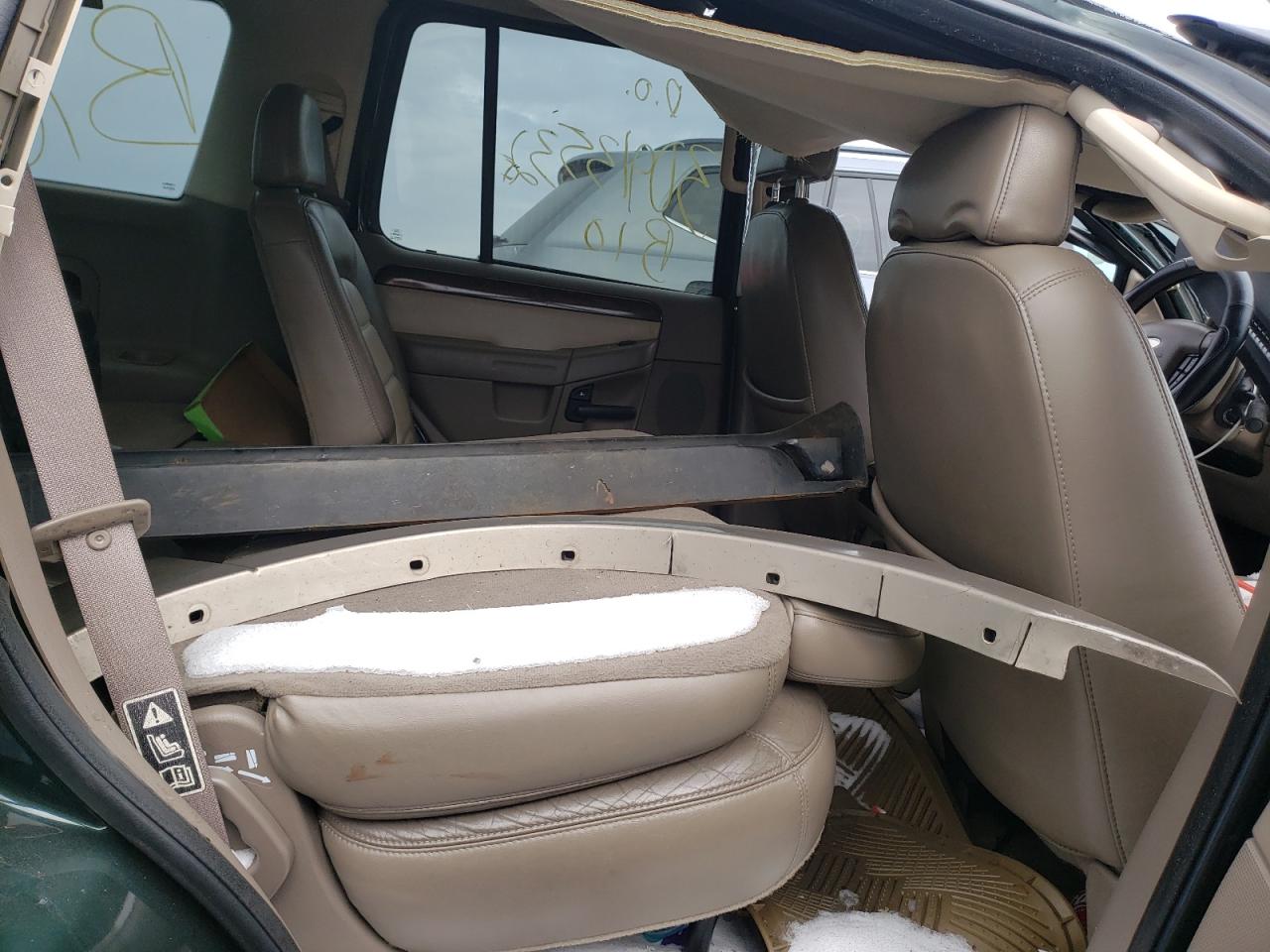 Photo 6 from auction – 2002 FORD EXPLORER E with VIN 1FMDU74EX2ZB28924