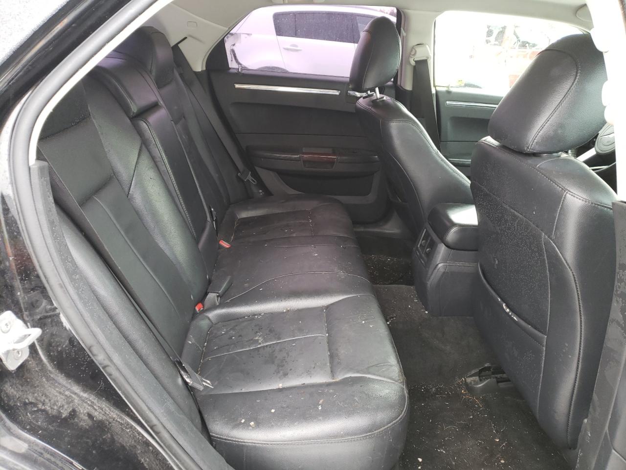 Photo 6 from auction – 2010 CHRYSLER 300 LIMITE with VIN 2C3CA3CV2AH324605