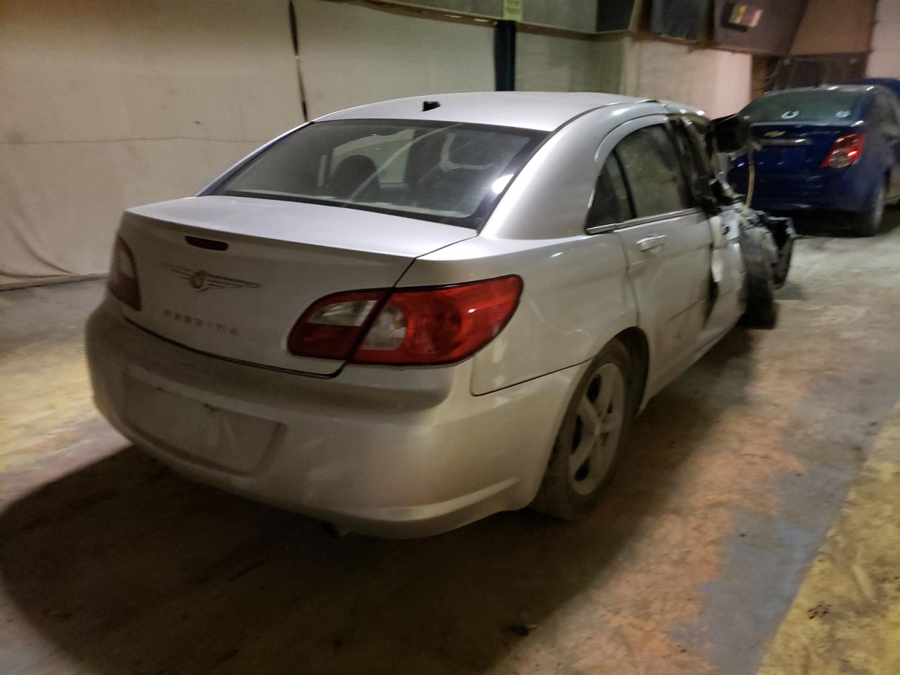 Photo 4 from auction – 2007 CHRYSLER SEBRING with VIN 1C3LC46K47N645000