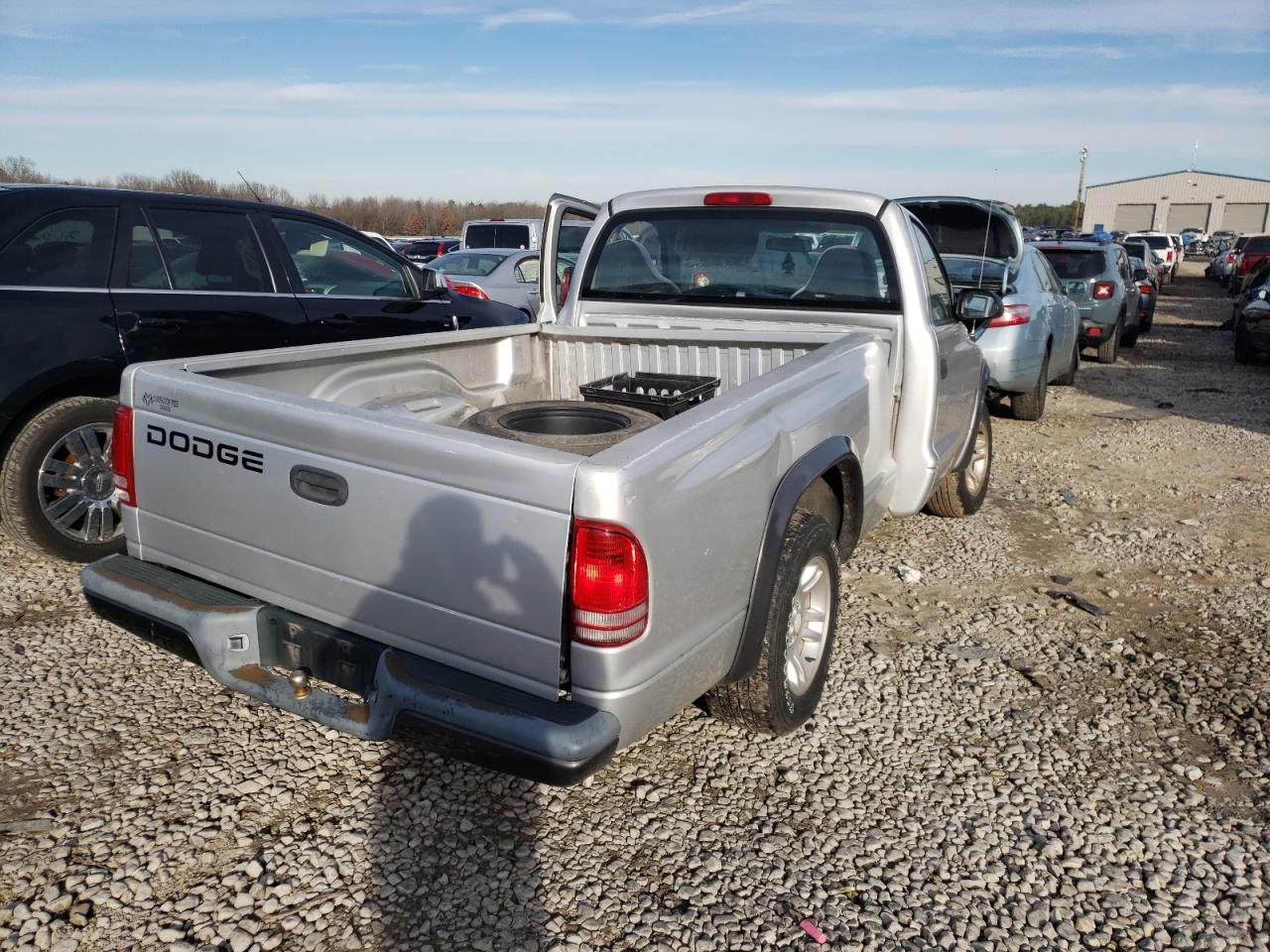 Photo 4 from auction – 2002 DODGE DAKOTA BAS with VIN 1B7FL16X22S541621