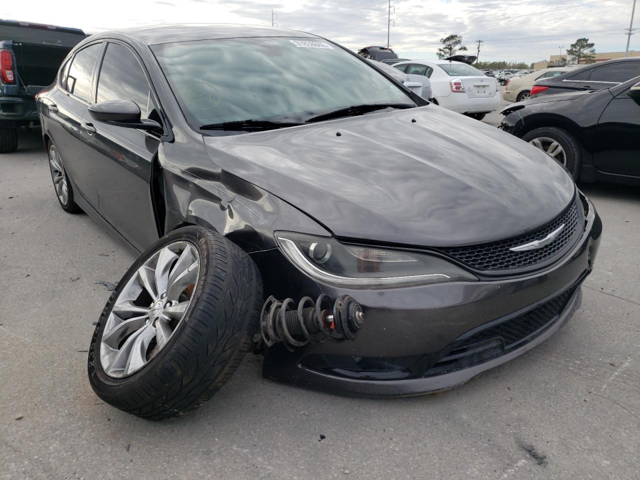 CHRYSLER 200 S 2015 with VIN 1C3CCCBG0FN522353 - Photo from auction