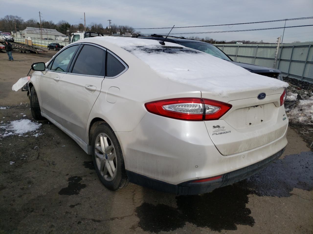Photo 3 from auction – 2016 FORD FUSION SE with VIN 3FA6P0HD7GR221334