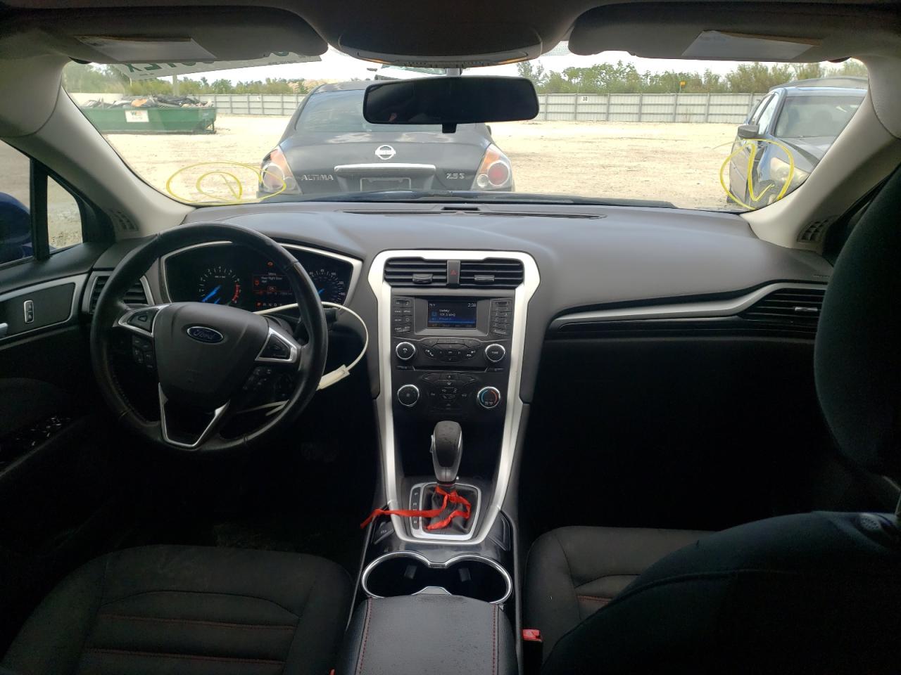 Photo 9 from auction – 2015 FORD FUSION SE with VIN 3FA6P0H70FR301096