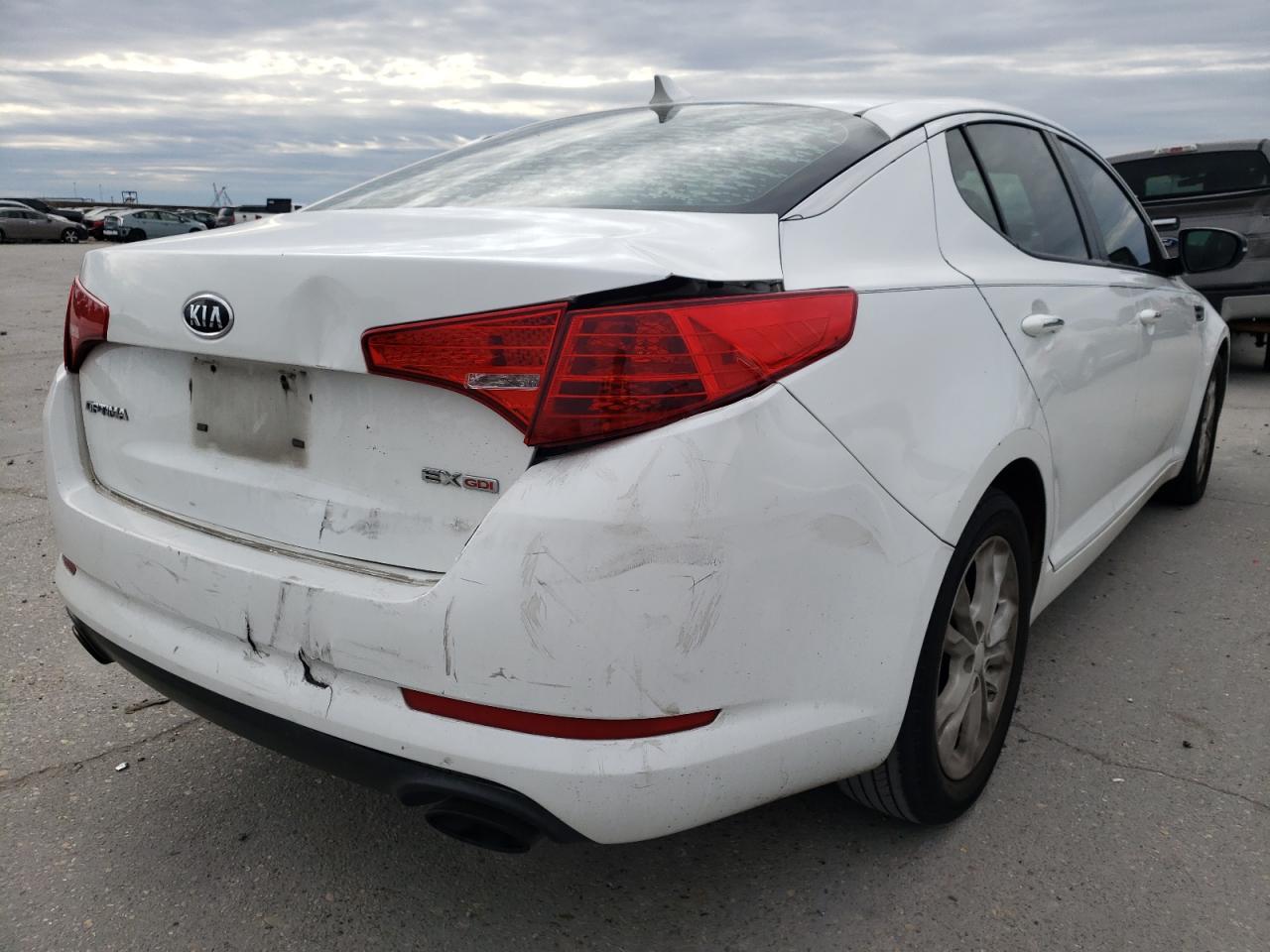 Photo 4 from auction – 2012 KIA OPTIMA EX with VIN 5XXGN4A7XCG078842