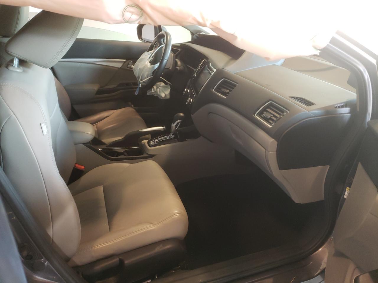 Photo 5 from auction – 2015 HONDA CIVIC EXL with VIN 19XFB2F99FE030829