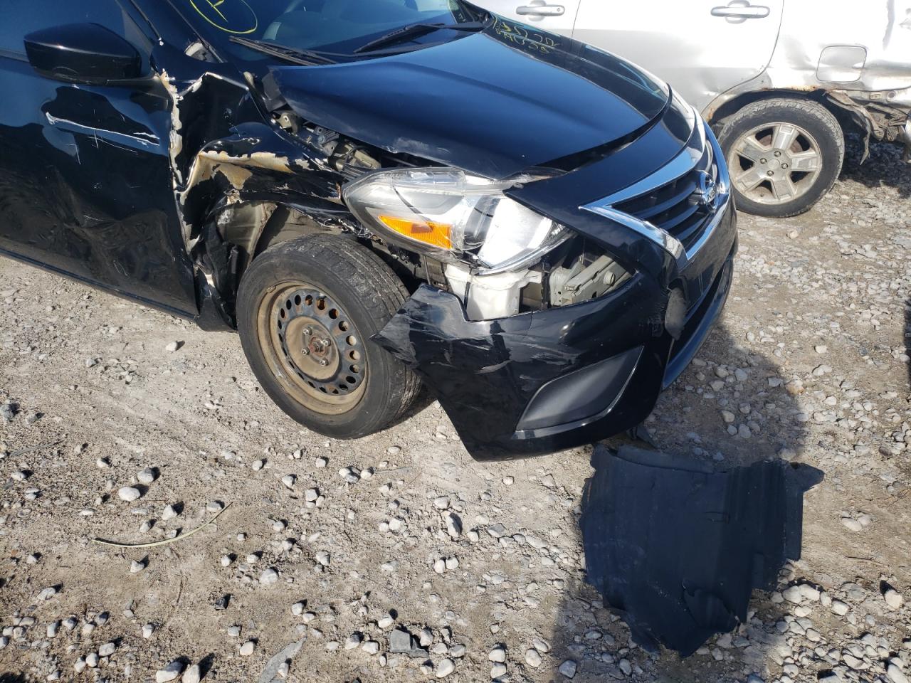 Photo 9 from auction – 2015 NISSAN VERSA S with VIN 3N1CN7APXFL852017