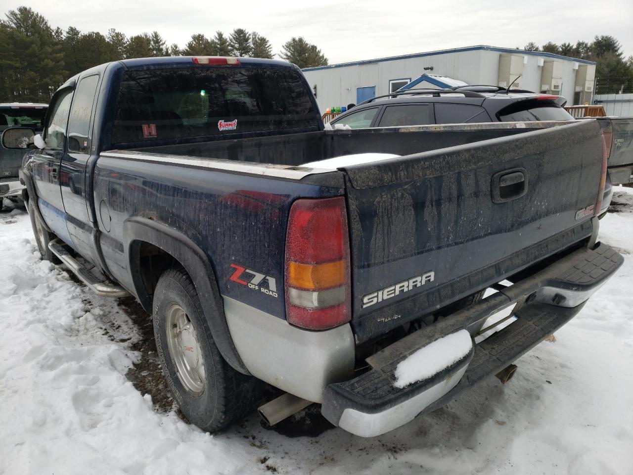 Photo 3 from auction – 2002 CHEVROLET SILVERADO with VIN 1GCEK19T22E180400