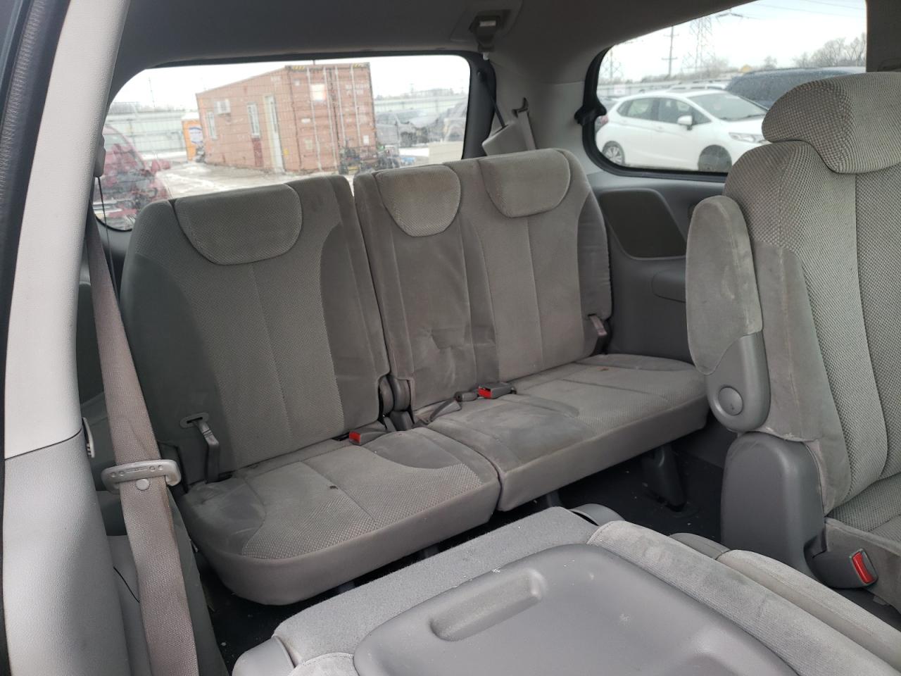 Photo 9 from auction – 2010 KIA SEDONA EX with VIN KNDMH4C37A6337352