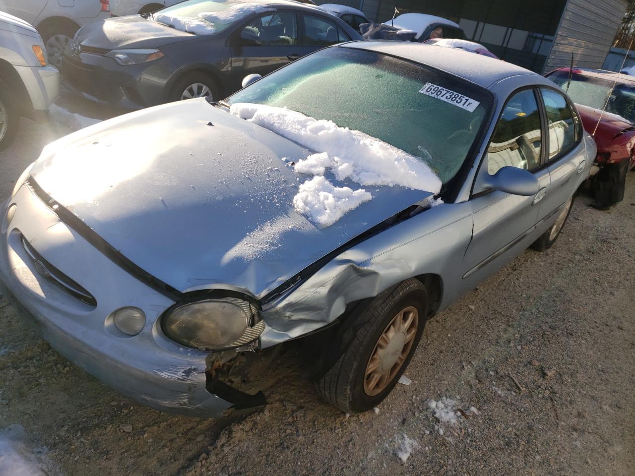 Photo 2 from auction – 1998 FORD TAURUS LX with VIN 1FAFP52U7WA131356