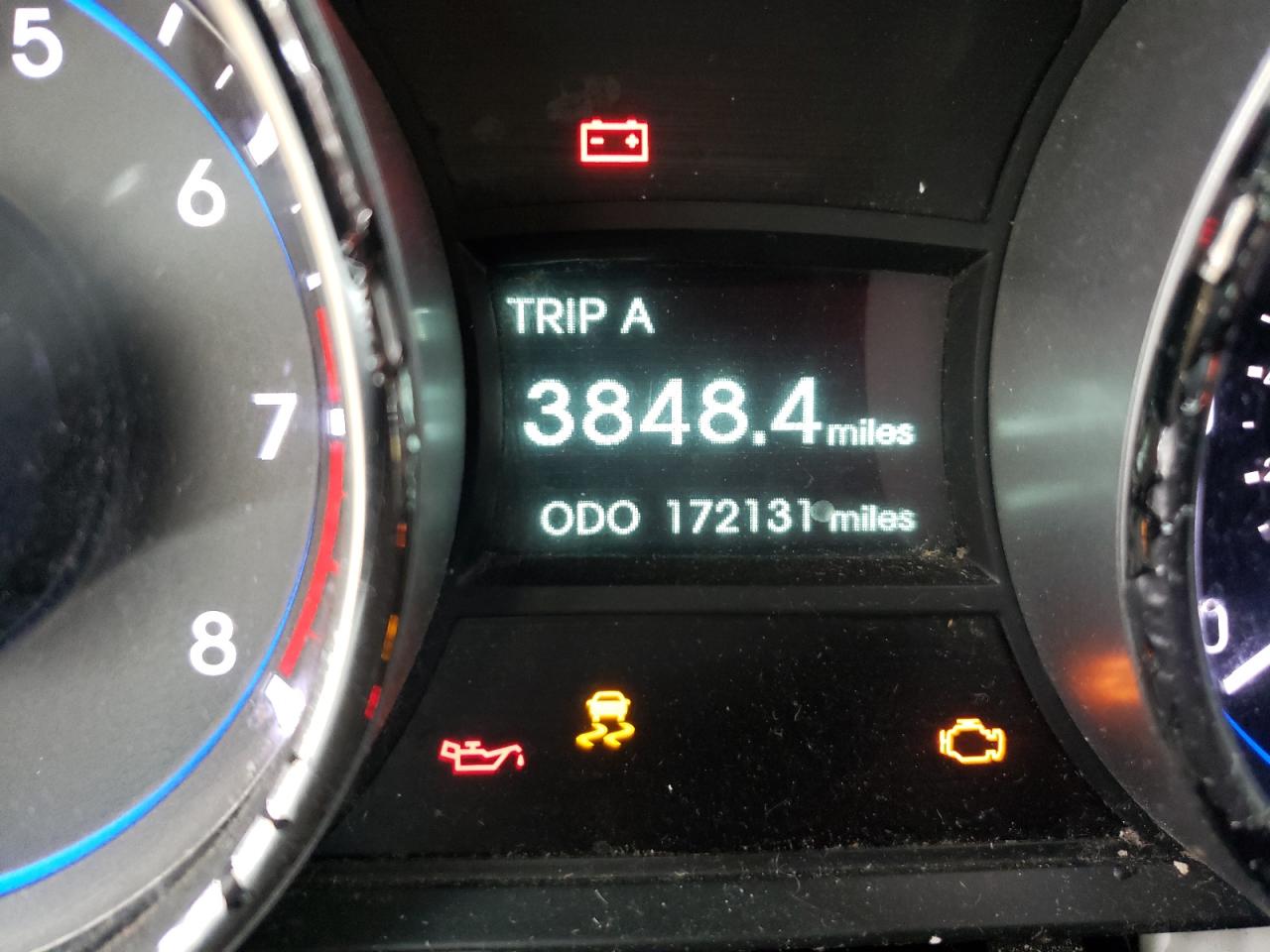 Photo 8 from auction – 2014 HYUNDAI SONATA GLS with VIN 5NPEB4AC4EH853625