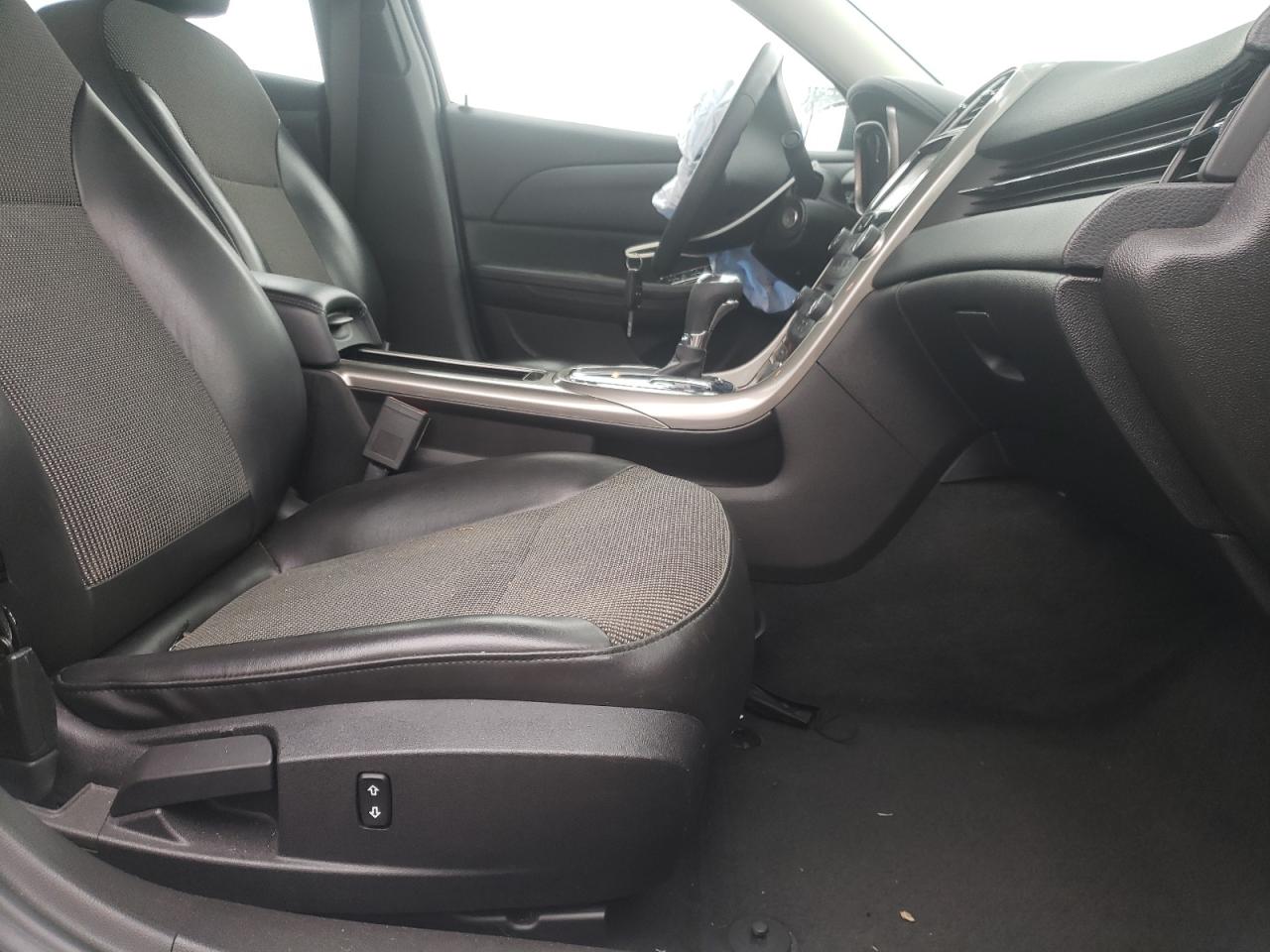 Photo 5 from auction – 2013 CHEVROLET MALIBU 1LT with VIN 1G11C5SA9DF137089