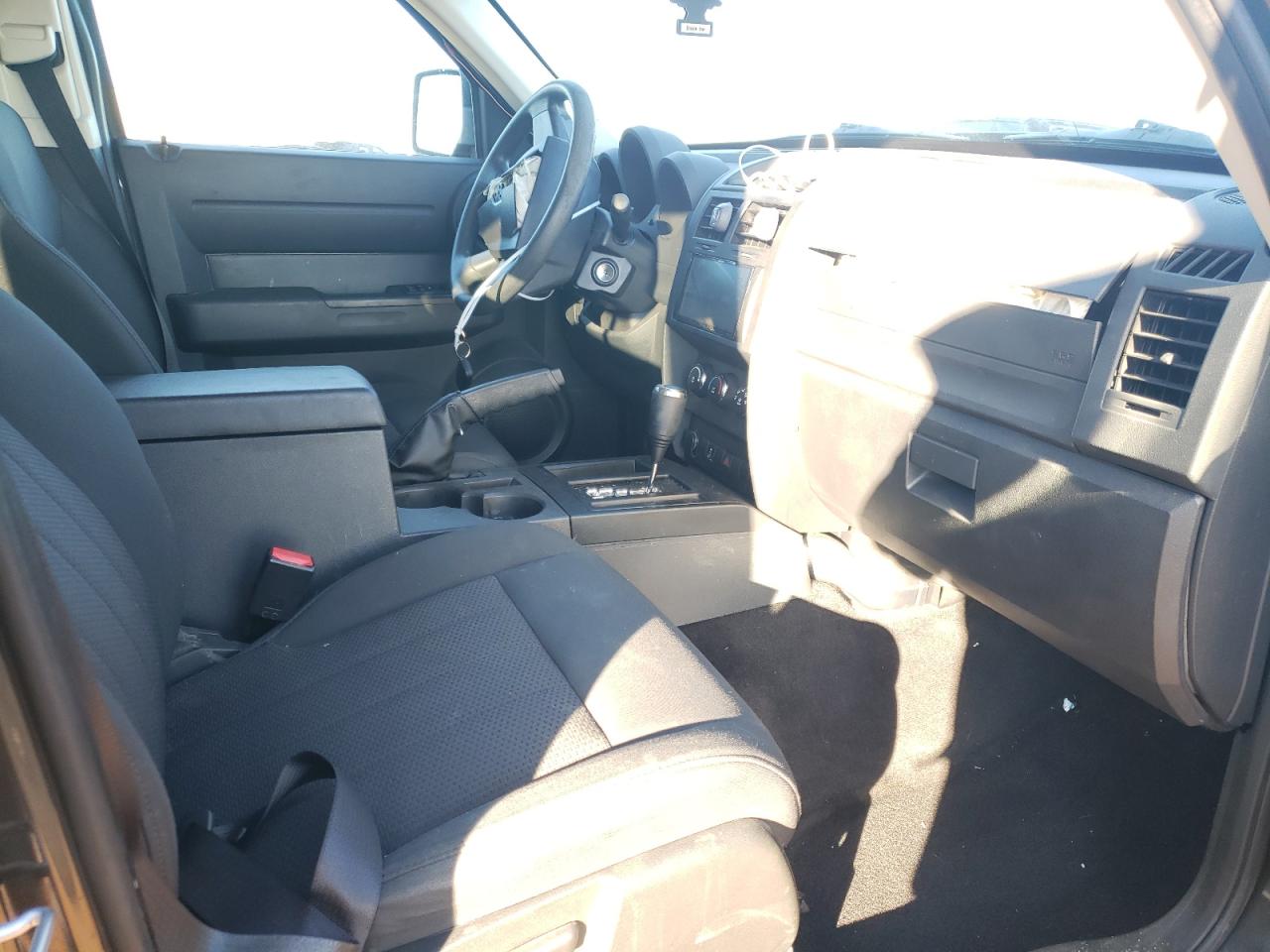 صورة رقم 5 من المزاد - 2011 DODGE NITRO HEAT مع VIN 1D4PT4GX0BW500503
