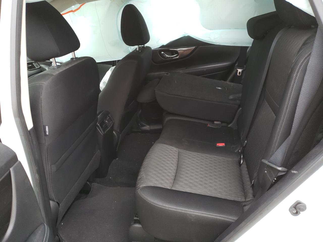 Photo 6 from auction – 2019 NISSAN ROGUE S with VIN JN8AT2MT3KW259503