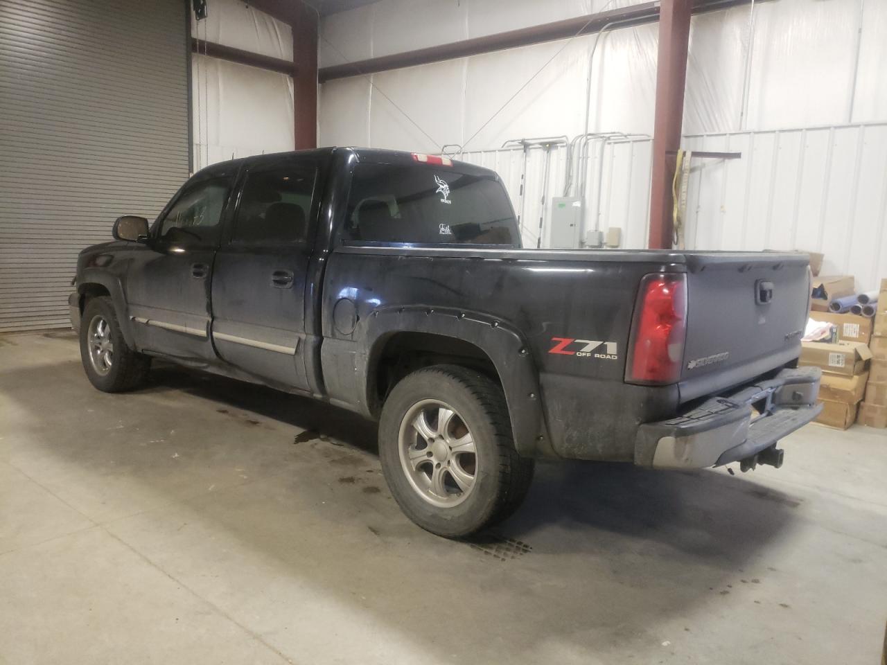 Photo 3 from auction – 2005 CHEVROLET SILVERADO with VIN 2GCEK13T351206372