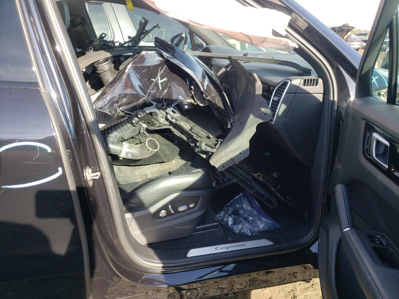 Photo 5 from auction – 2020 PORSCHE CAYENNE with VIN WP1AA2AY6LDA07225