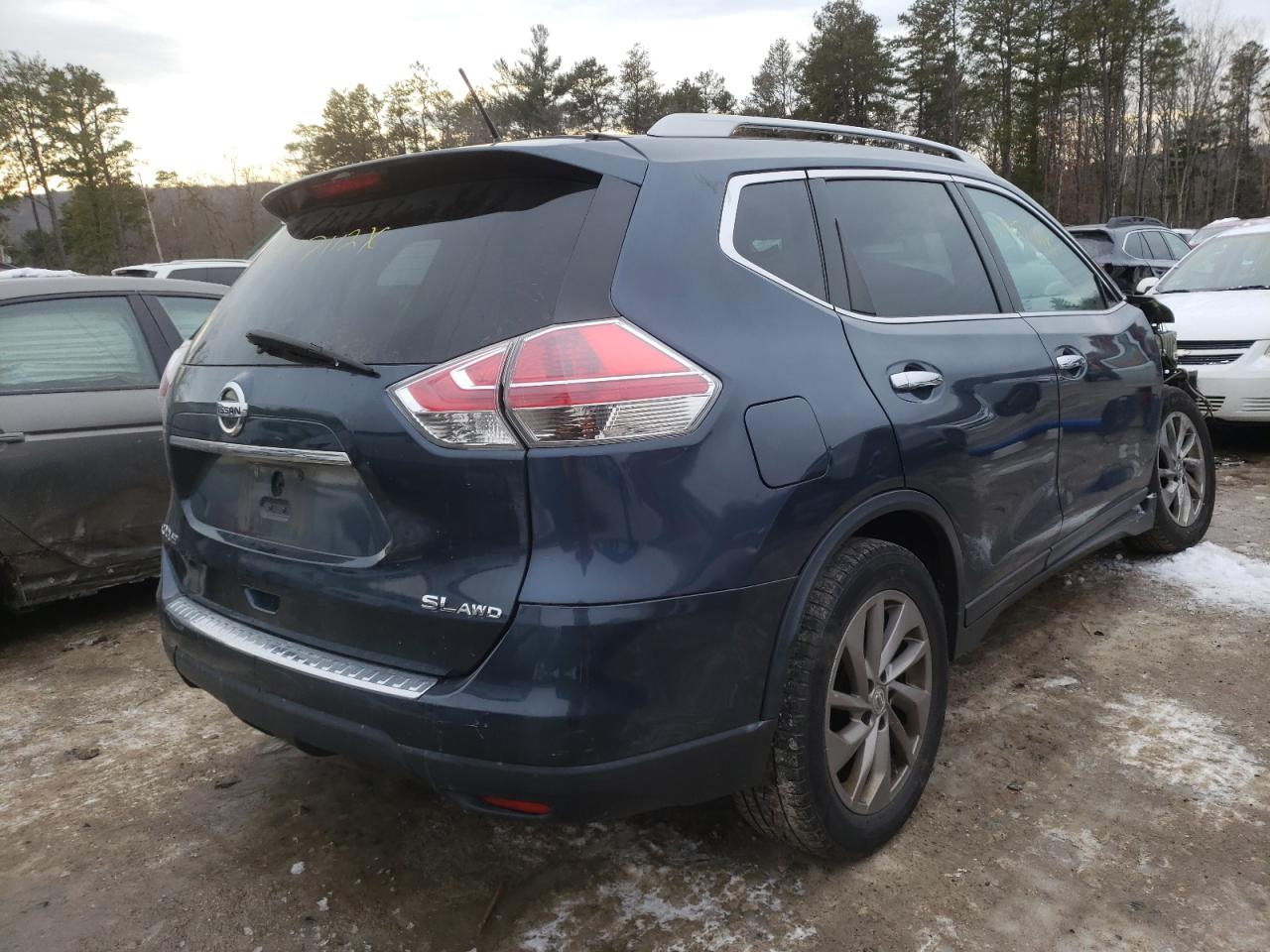 Photo 4 from auction – 2014 NISSAN ROGUE S with VIN 5N1AT2MV8EC865037