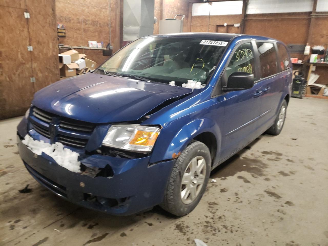 Photo 2 from auction – 2010 DODGE GRAND CARA with VIN 2D4RN4DE5AR382042