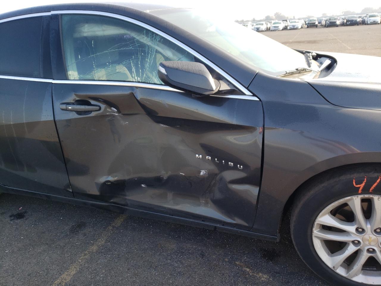Photo 9 from auction – 2016 CHEVROLET MALIBU LT with VIN 1G1ZE5ST5GF284044