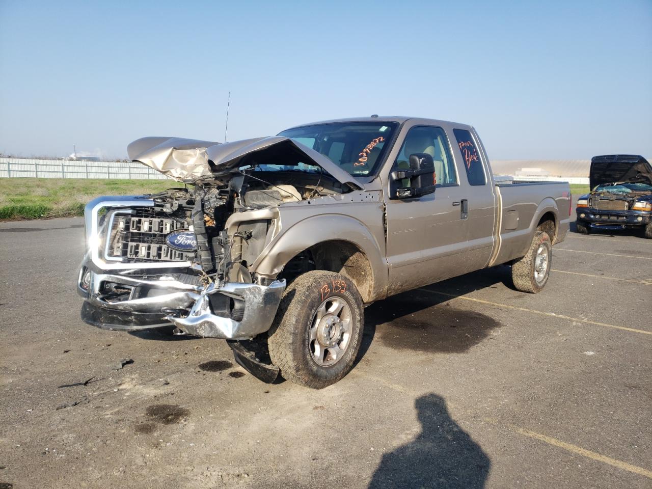 Photo 2 from auction – 2014 FORD F250 SUPER with VIN 1FT7X2B6XEEA48123