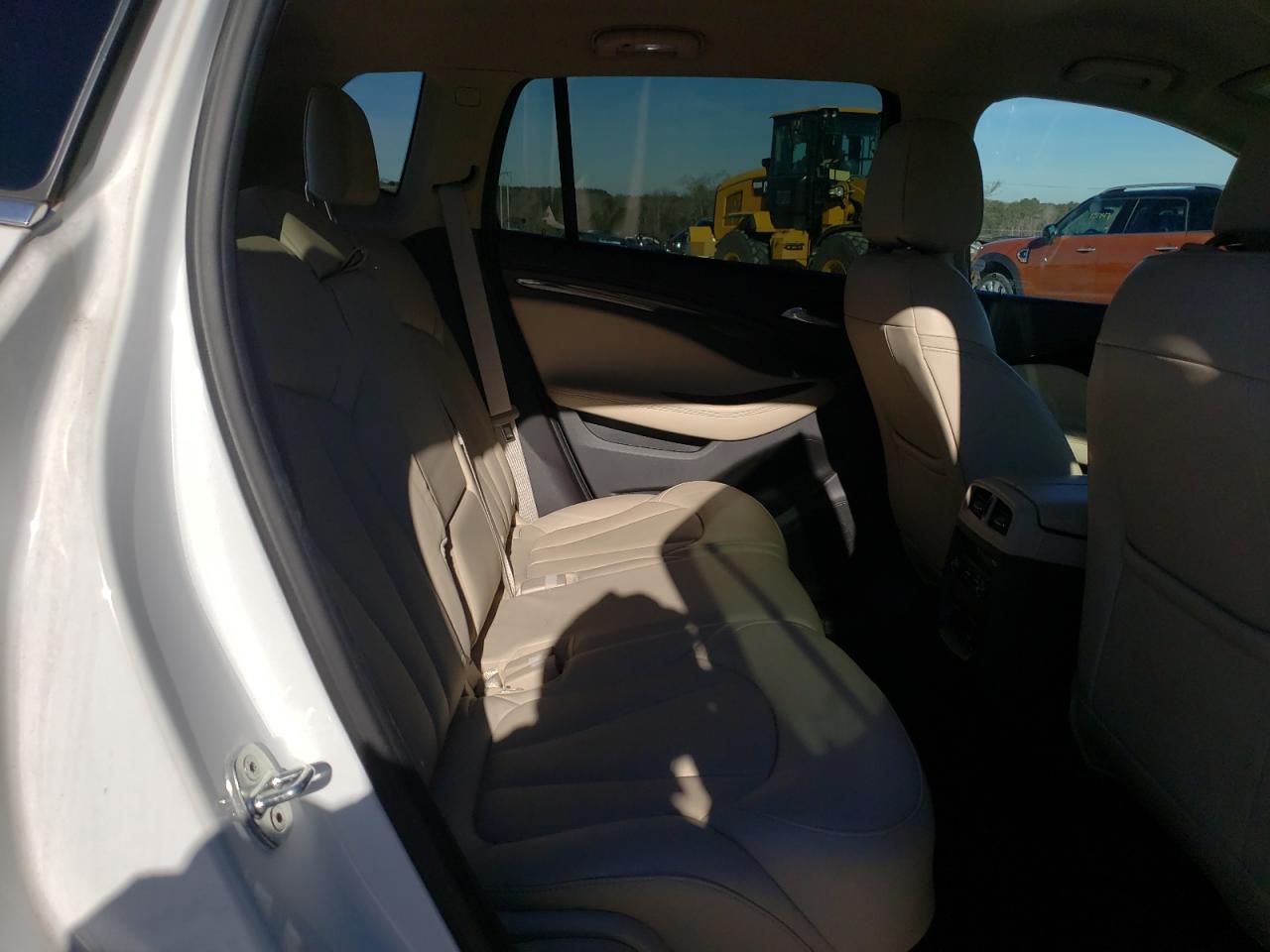 Photo 6 from auction – 2017 BUICK ENVISION E with VIN LRBFXBSA6HD003169
