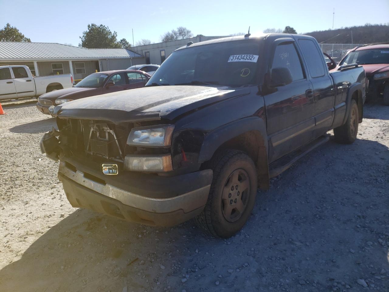Photo 2 from auction – 2004 CHEVROLET SILVERADO with VIN 2GCEK19T741274213